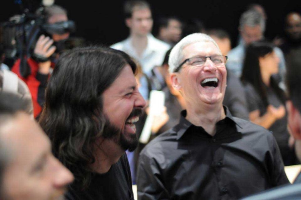 Apple-CEO-Calls-Greenlight-Suit-A-Silly-