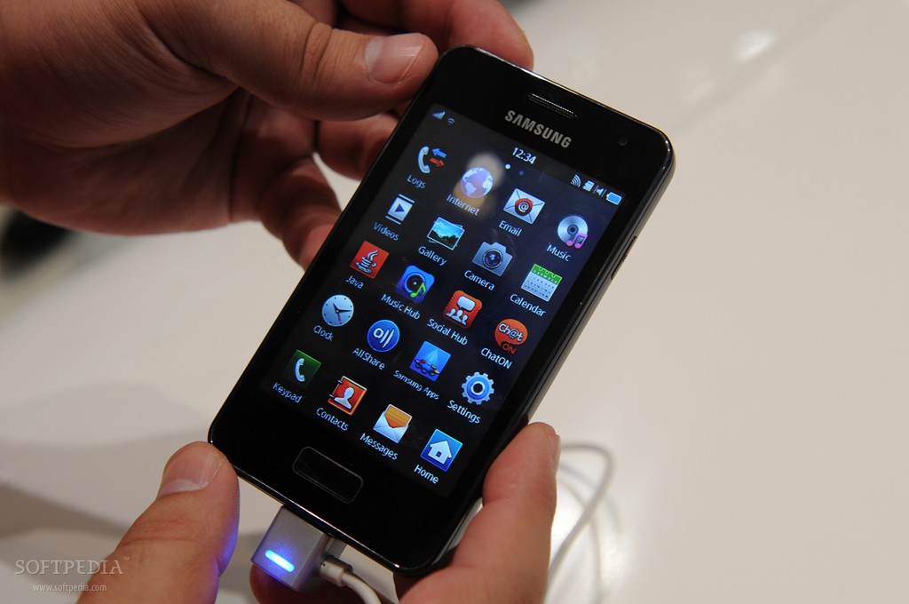 http://i1-news.softpedia-static.com/images/news2/IFA-2011-Samsung-Wave-M-and-Wave-Y-Hands-On-7.jpg