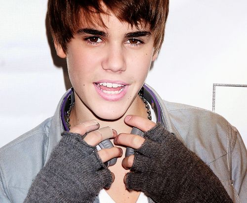 Justin Bieber Rare Pictures 2011. 2011 justin bieber rare images. justin bieber rare photos. justin bieber