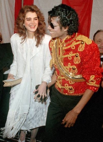 Michael-Jackson-Asked-Me-to-Marry-Him-Brooke-Shields-Reveals-2.jpg