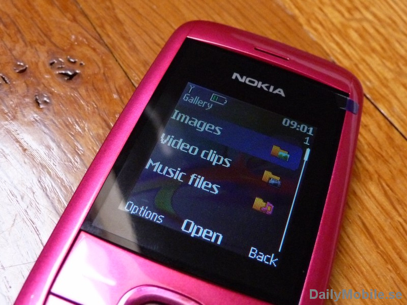 http://i1-news.softpedia-static.com/images/news2/Nokia-2220-Slide-in-Pictures-Nokia-X6-on-Video-5.jpg