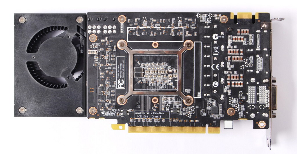 Nvidia-GeForce-GTX-560-SE-GPU-Shows-Up-in-New-Zotac-Video-Card-4.jpg