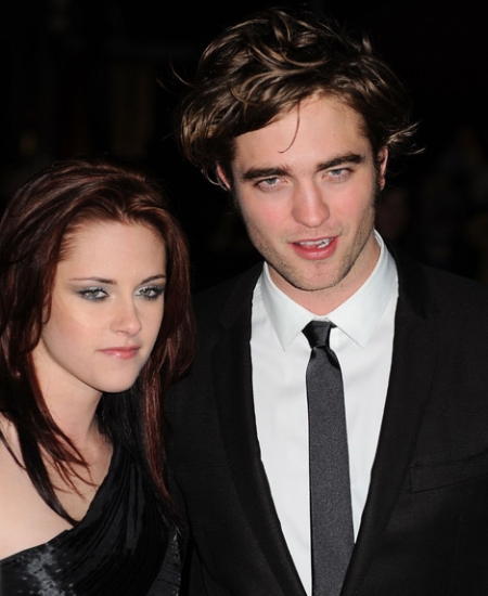Image comment: Robert Pattinson and Kristen Stewart are definitely an item 