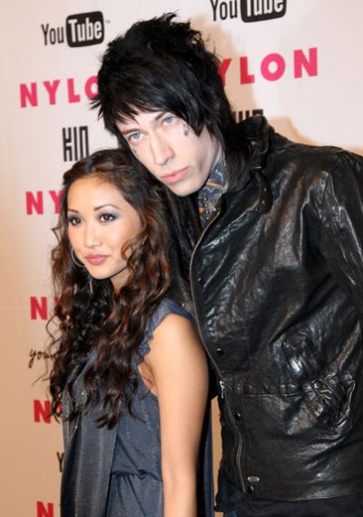 Image comment Trace Cyrus and Brenda Song are engaged wedding date not 