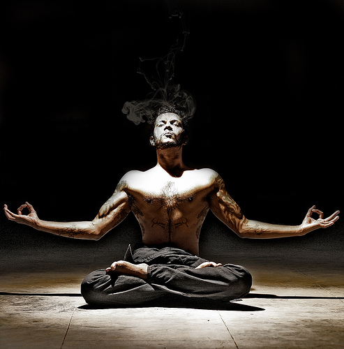 Zen-Meditation-Blocks-Out-the-Pain-2.jpg